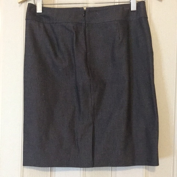 Banana Republic Skirt - Picture 2 of 6